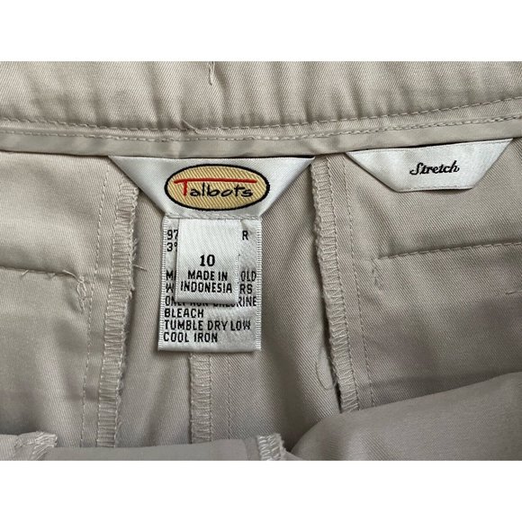 TALBOTS Womens Size 10 Khaki Tan Beige Polyester Blend Career Bermuda Shorts - Picture 5 of 5